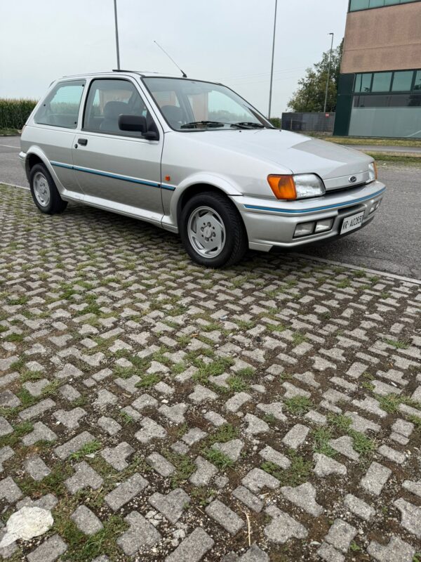 FORD FIESTA XR2i - immagine 2