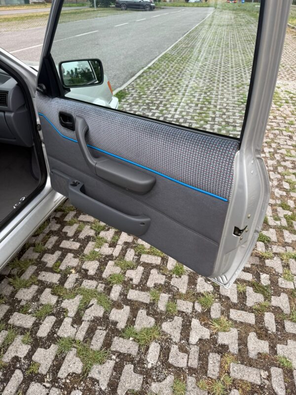 FORD FIESTA XR2i - immagine 24